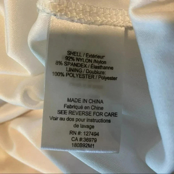 Heartloom‎ L white/black lace top with ruffle hem - Picture 6 of 6